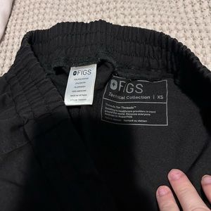 Fig straight leg scrub pants